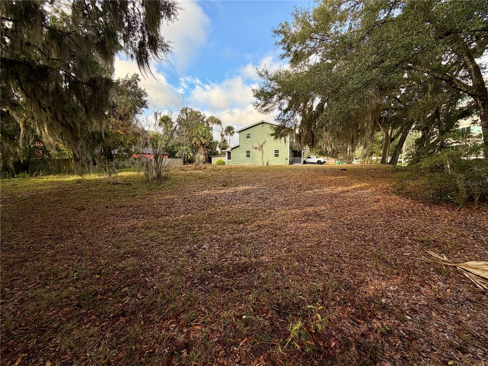 GREENWICH VILLAGE BLK 41 HOWRYS ADD DELAND - Residential