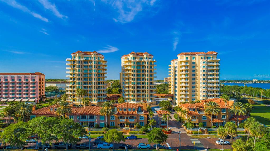 VINOY PLACE CONDO - Residential