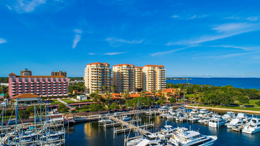 VINOY PLACE CONDO - Residential