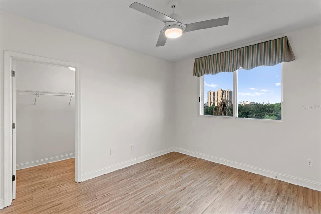 VINOY PLACE CONDO - Residential