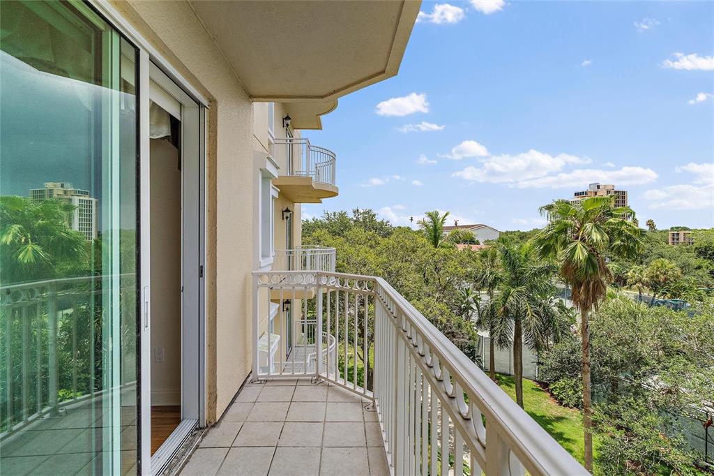 VINOY PLACE CONDO - Residential