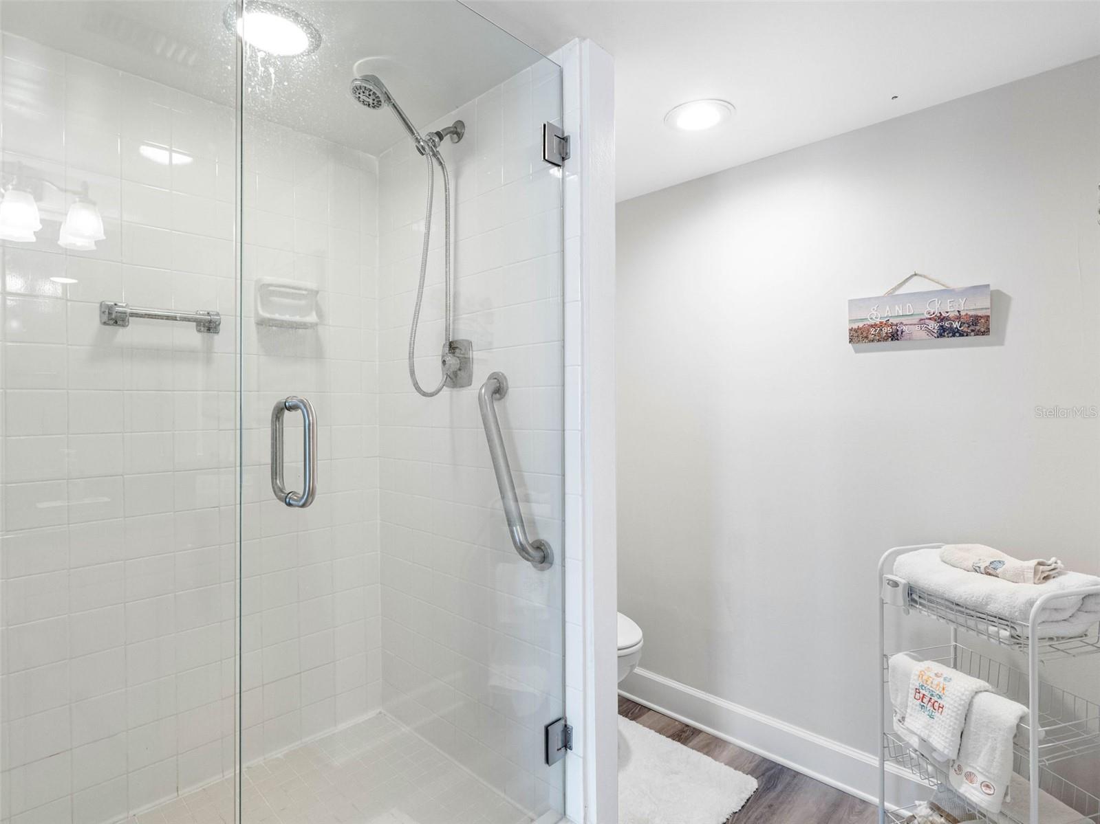 SAND KEY CONDO-SOUTH BEACH 1460 - Residential Lease