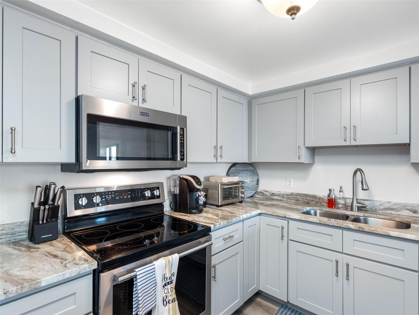 SAND KEY CONDO-SOUTH BEACH 1460 - Residential Lease