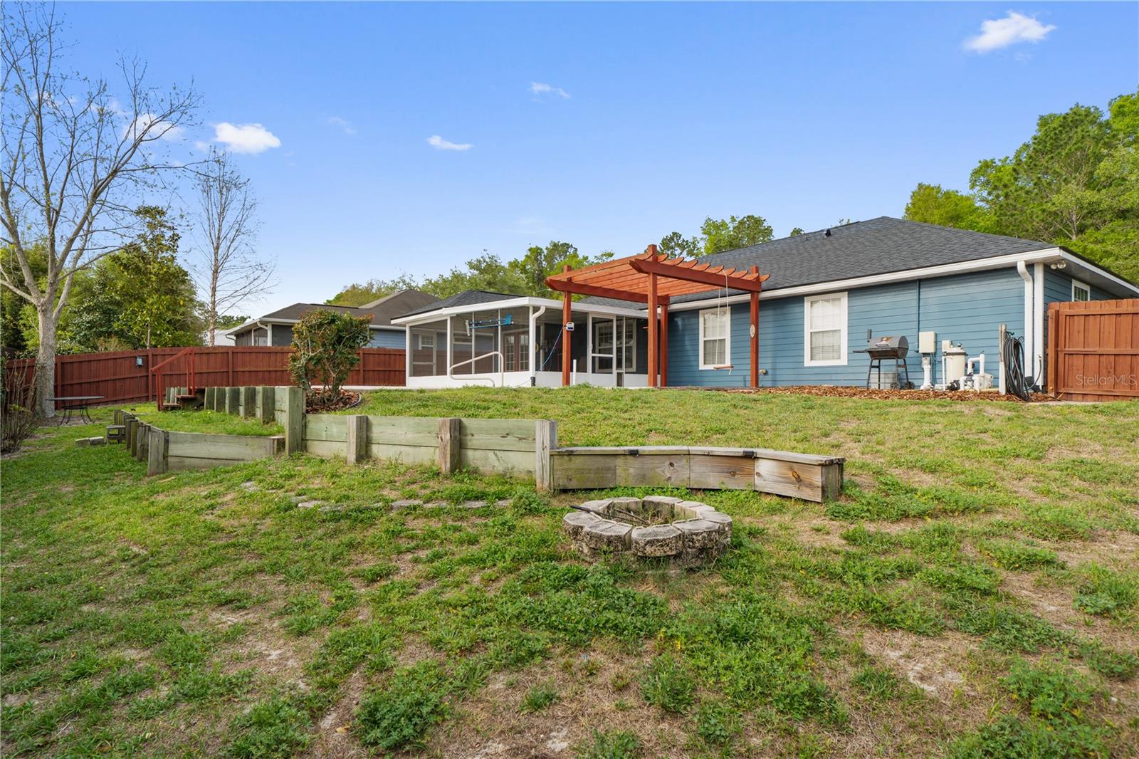 HIGH SPGS HILLS PH I - Residential