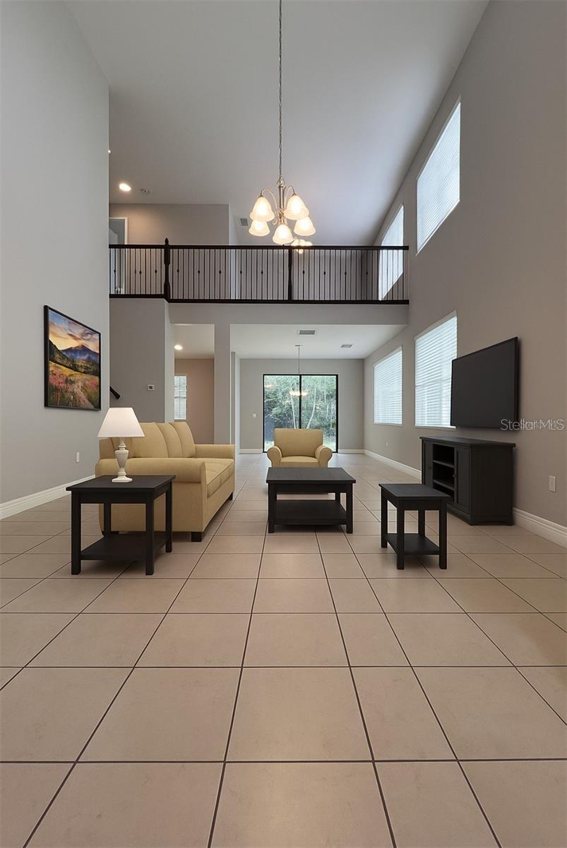 EAGLE CRK PH 01 VILLAGE G - Residential Lease