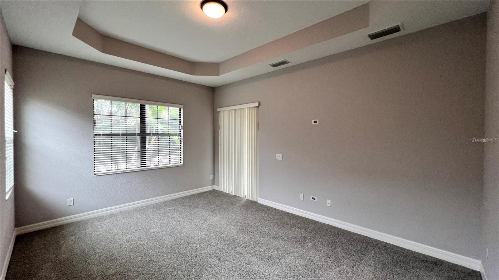 EAGLE CRK PH 01 VILLAGE G - Residential Lease