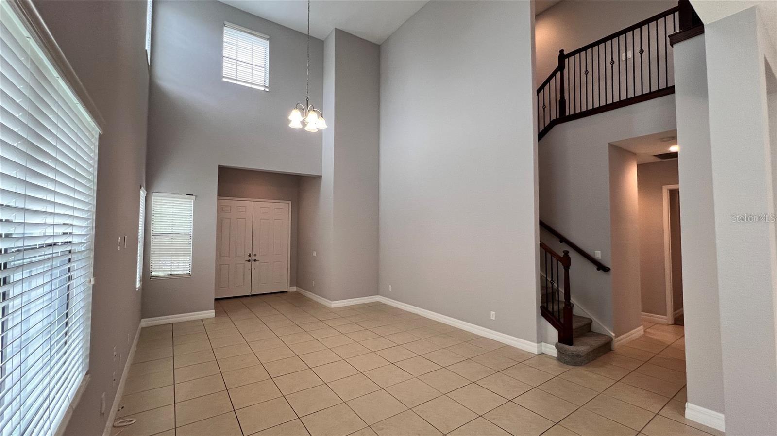 EAGLE CRK PH 01 VILLAGE G - Residential Lease