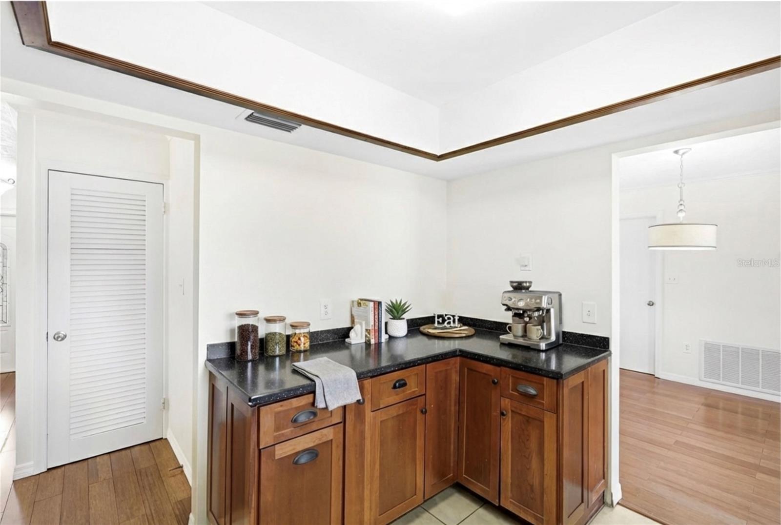 BEIGHNEER MANOR - Residential