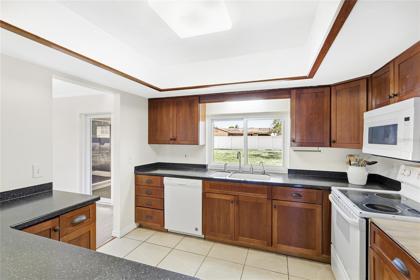 BEIGHNEER MANOR - Residential