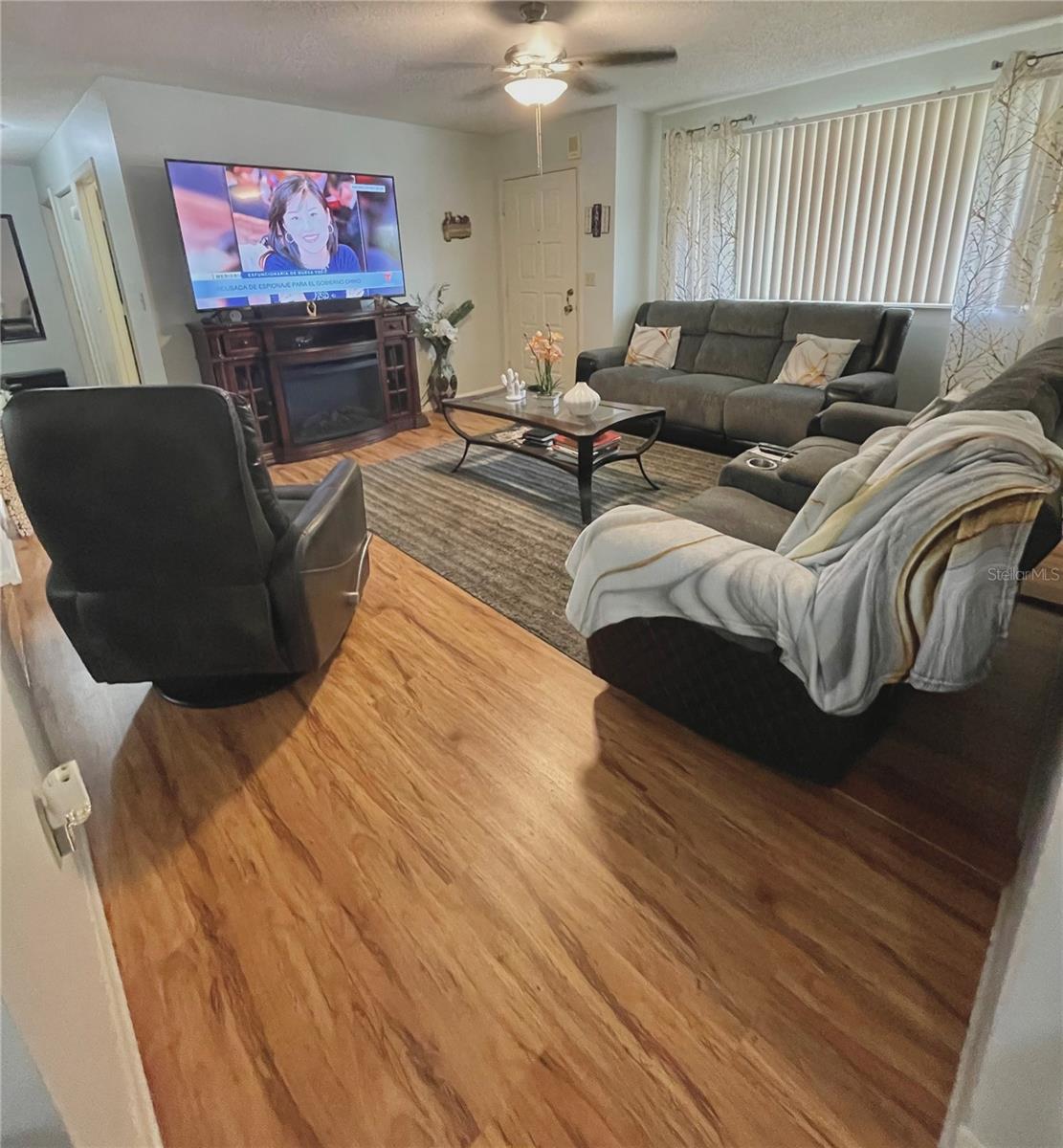 OAK RUN NEIGHBORHOOD 02 - Residential Lease