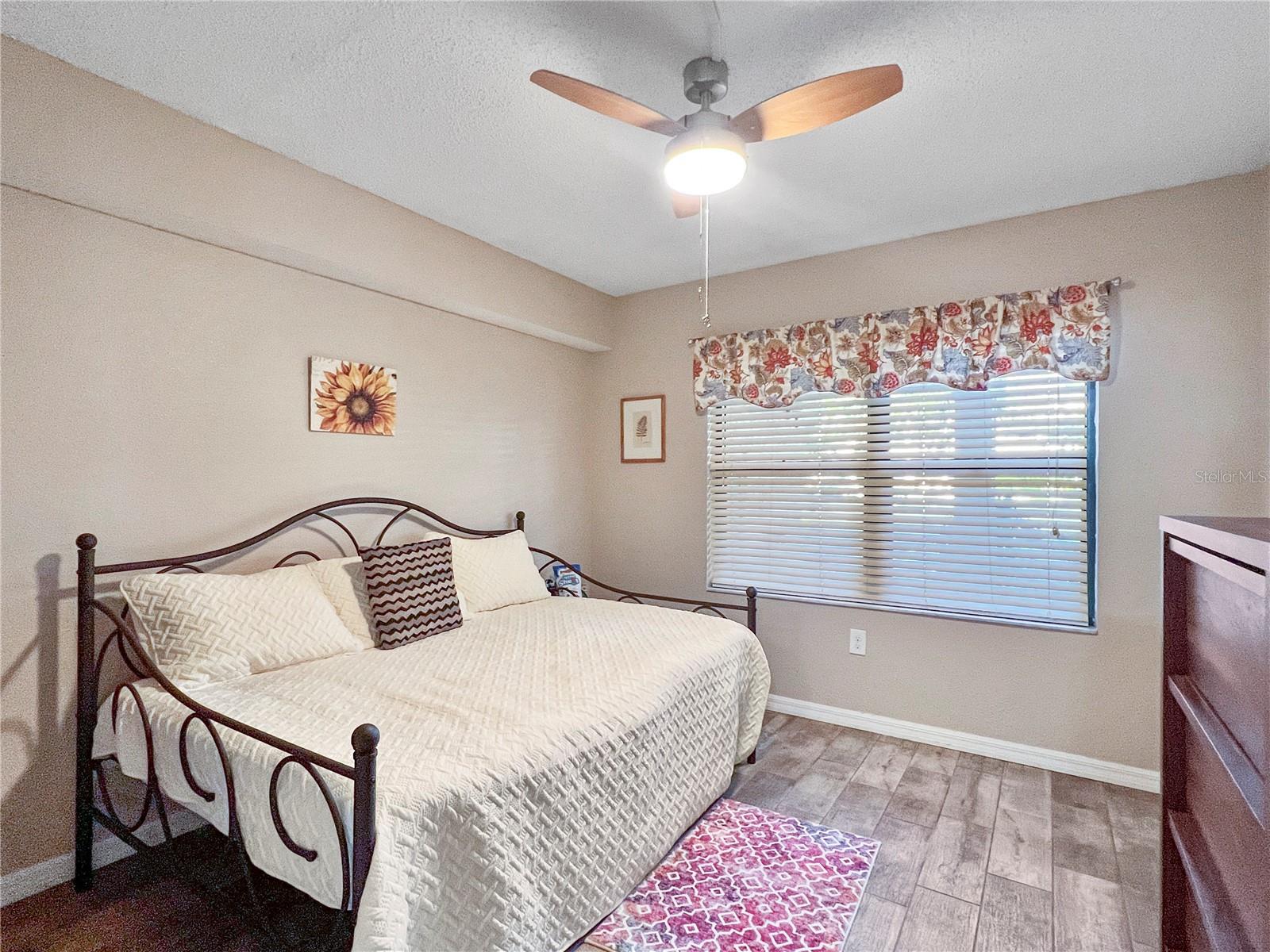 WOODPARK AT DESOTO SQUARE PH V - Residential