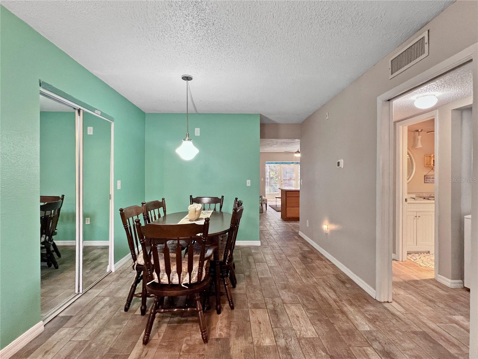 WOODPARK AT DESOTO SQUARE PH V - Residential