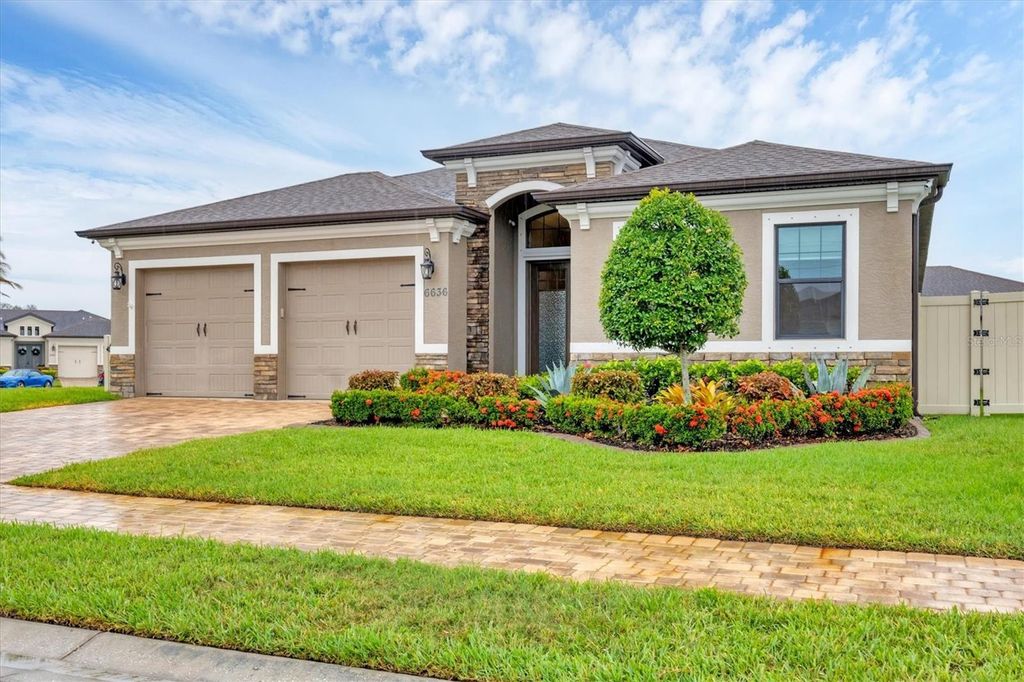 Sarasota Florida Homes for Sale 600k to 700k 68 Photo of 6636 35th Court E, Sarasota, FL 34243 (MLS # A4654699)