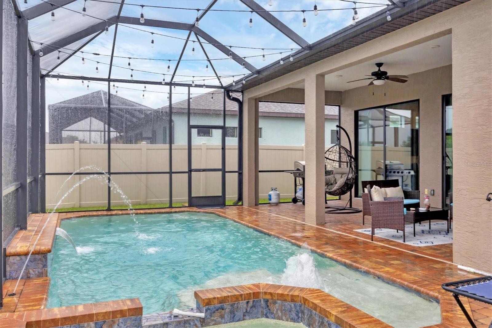 FIDDLERS CREEK - Residential