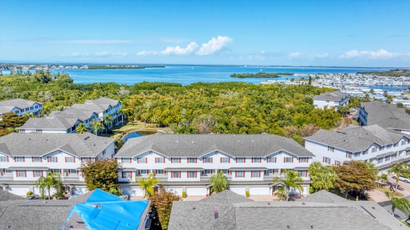 RIVERBAY TWNHMS PH THREE - Residential