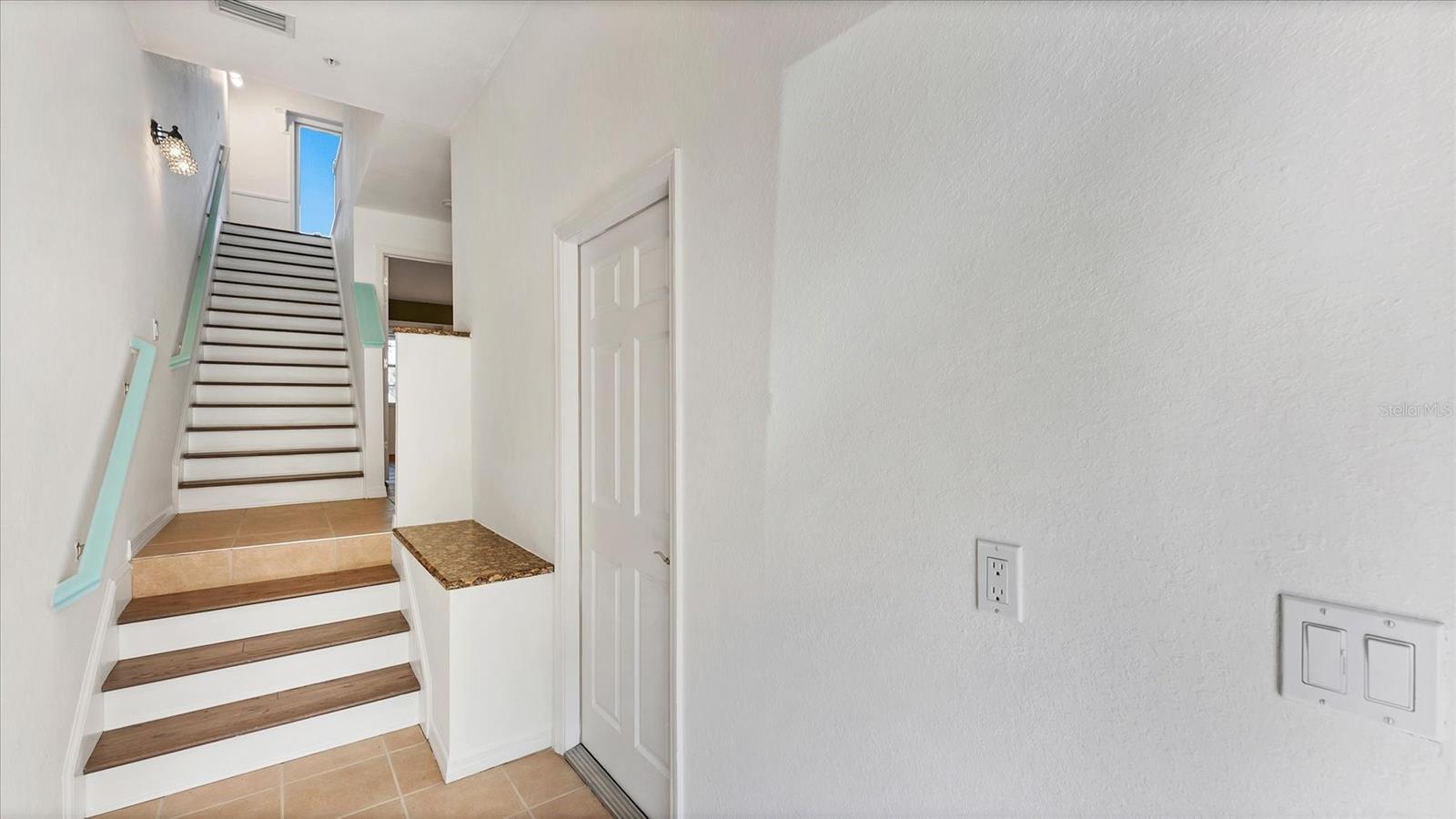 RIVERBAY TWNHMS PH THREE - Residential