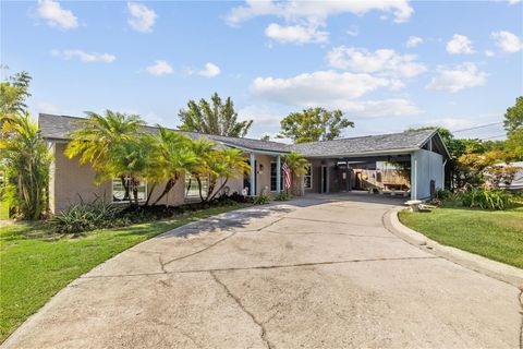 5109 VINSON DRIVE TAMPA FL 33610