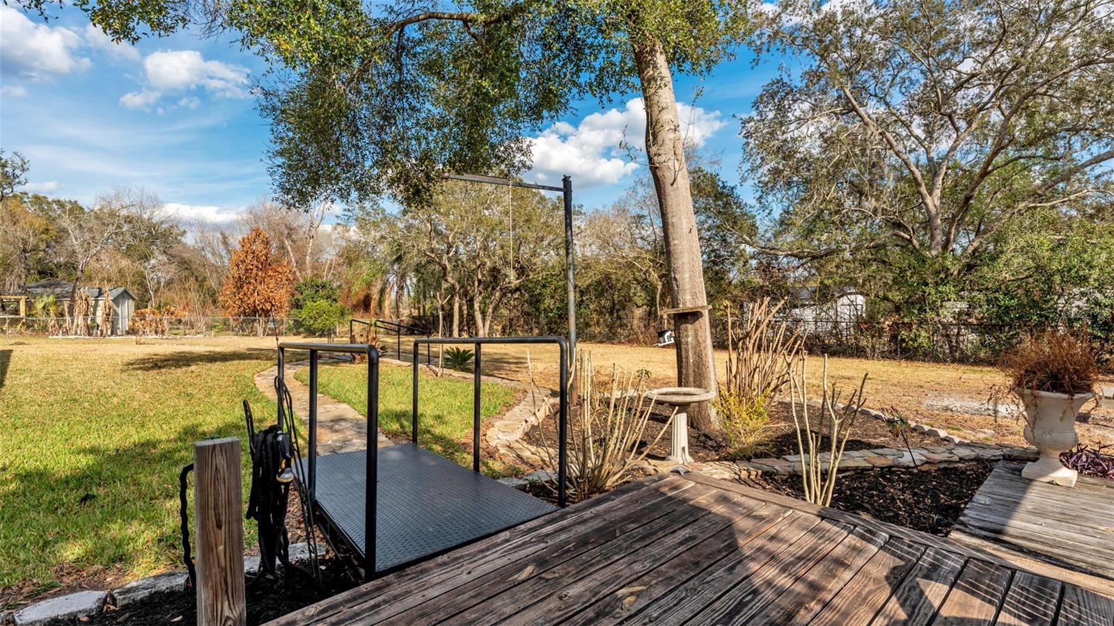 SPRING PINES - Residential