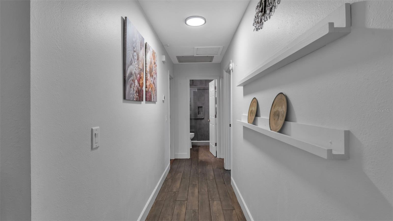 SPRING PINES - Residential