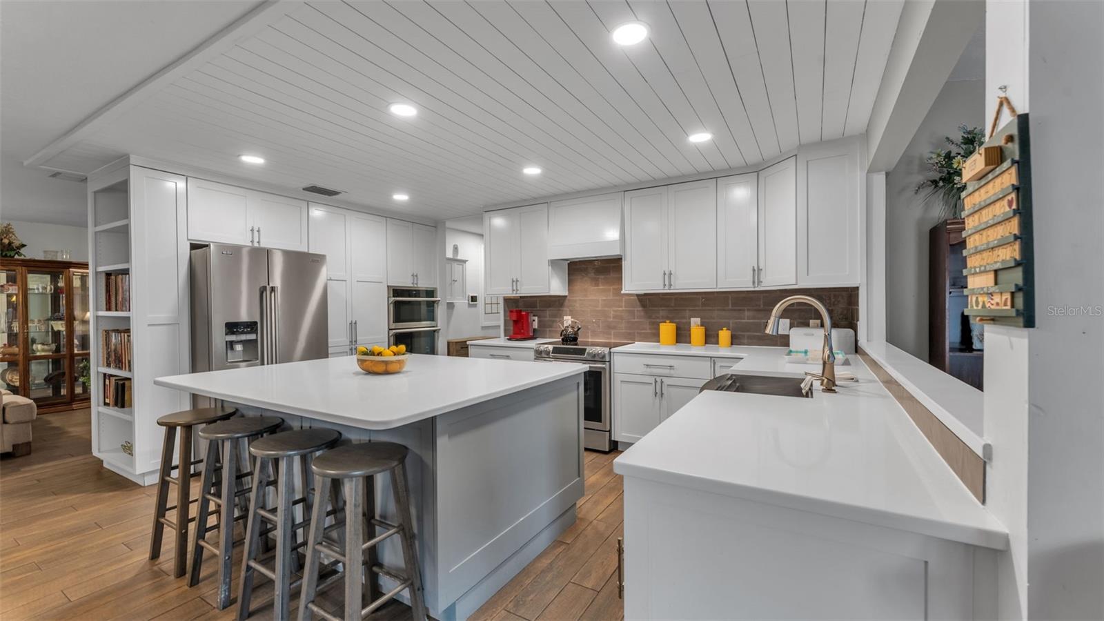 SPRING PINES - Residential