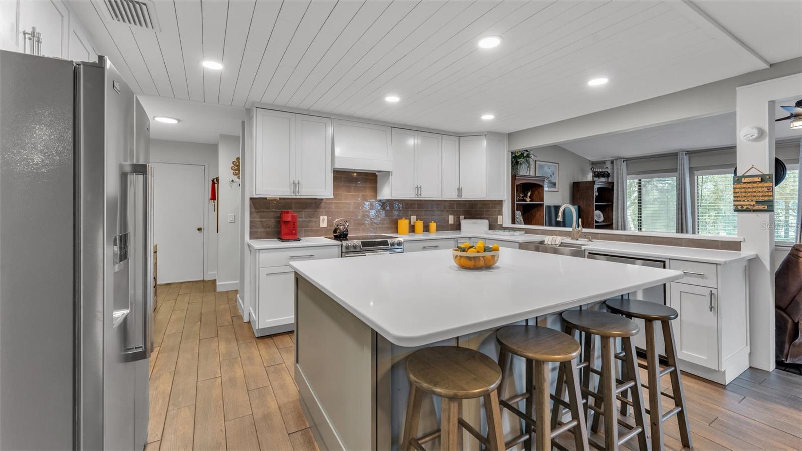 SPRING PINES - Residential