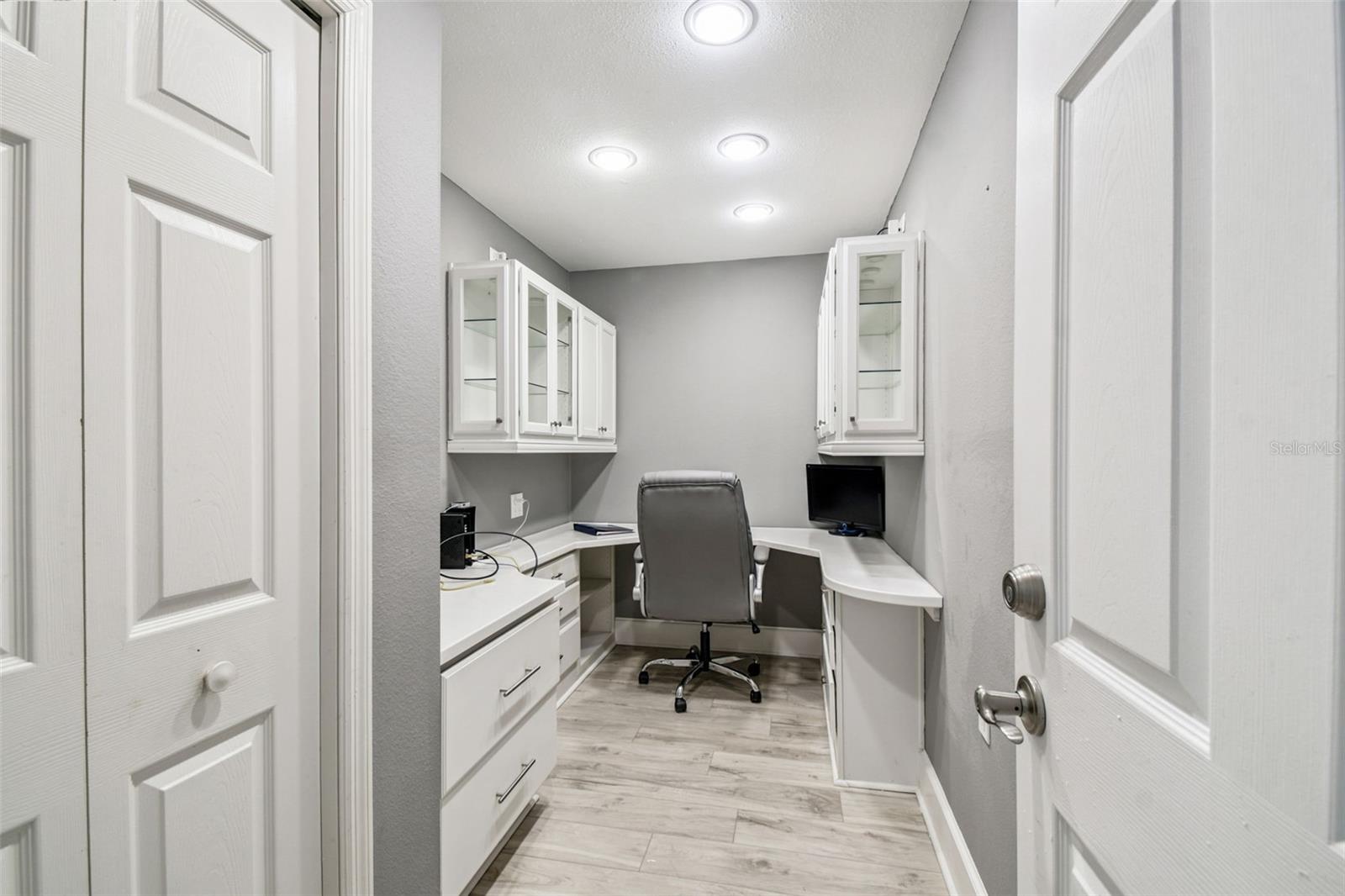 TIMBER PINES - Residential