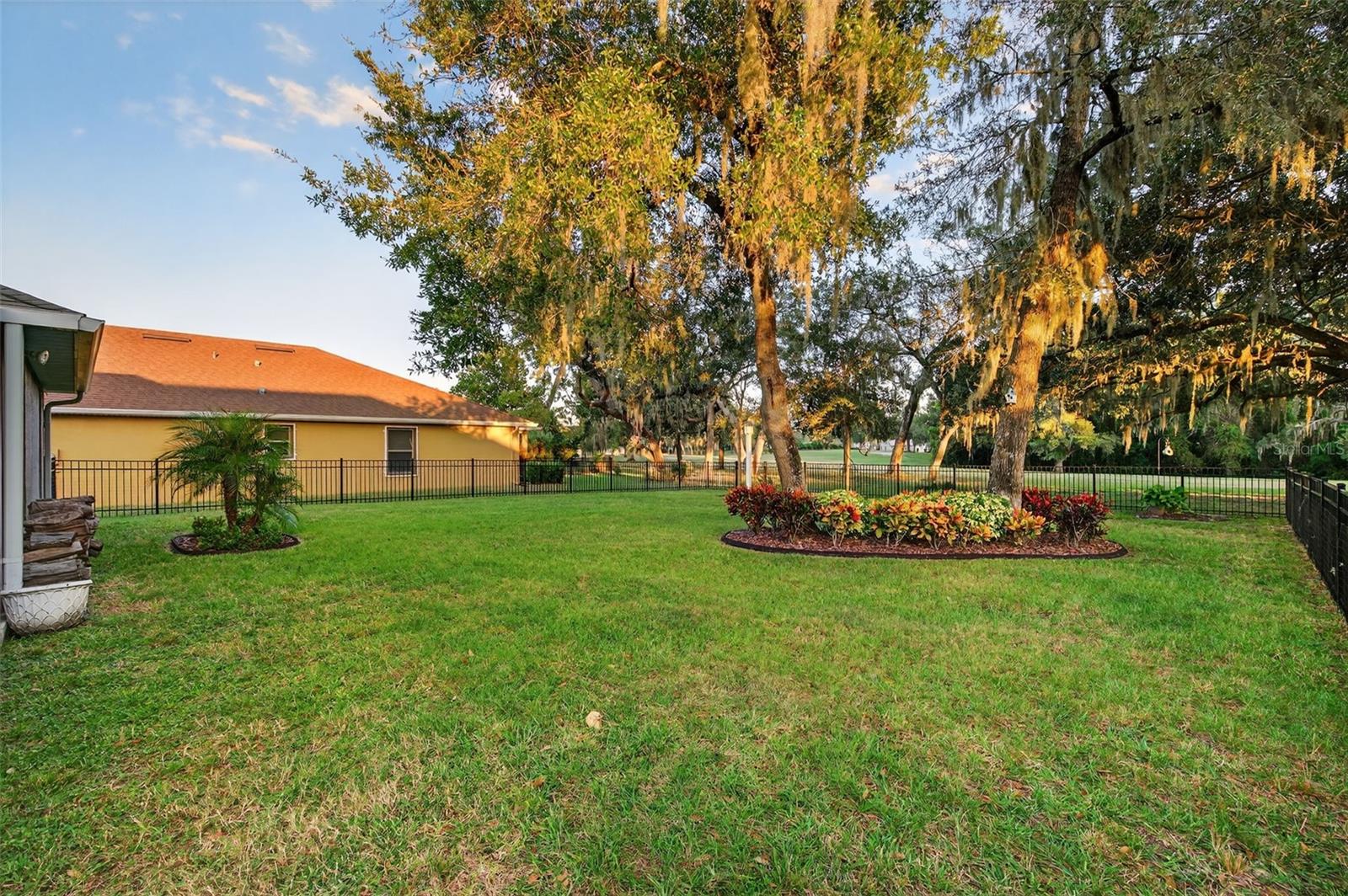 GREENSIDE VILLAGE - Residential