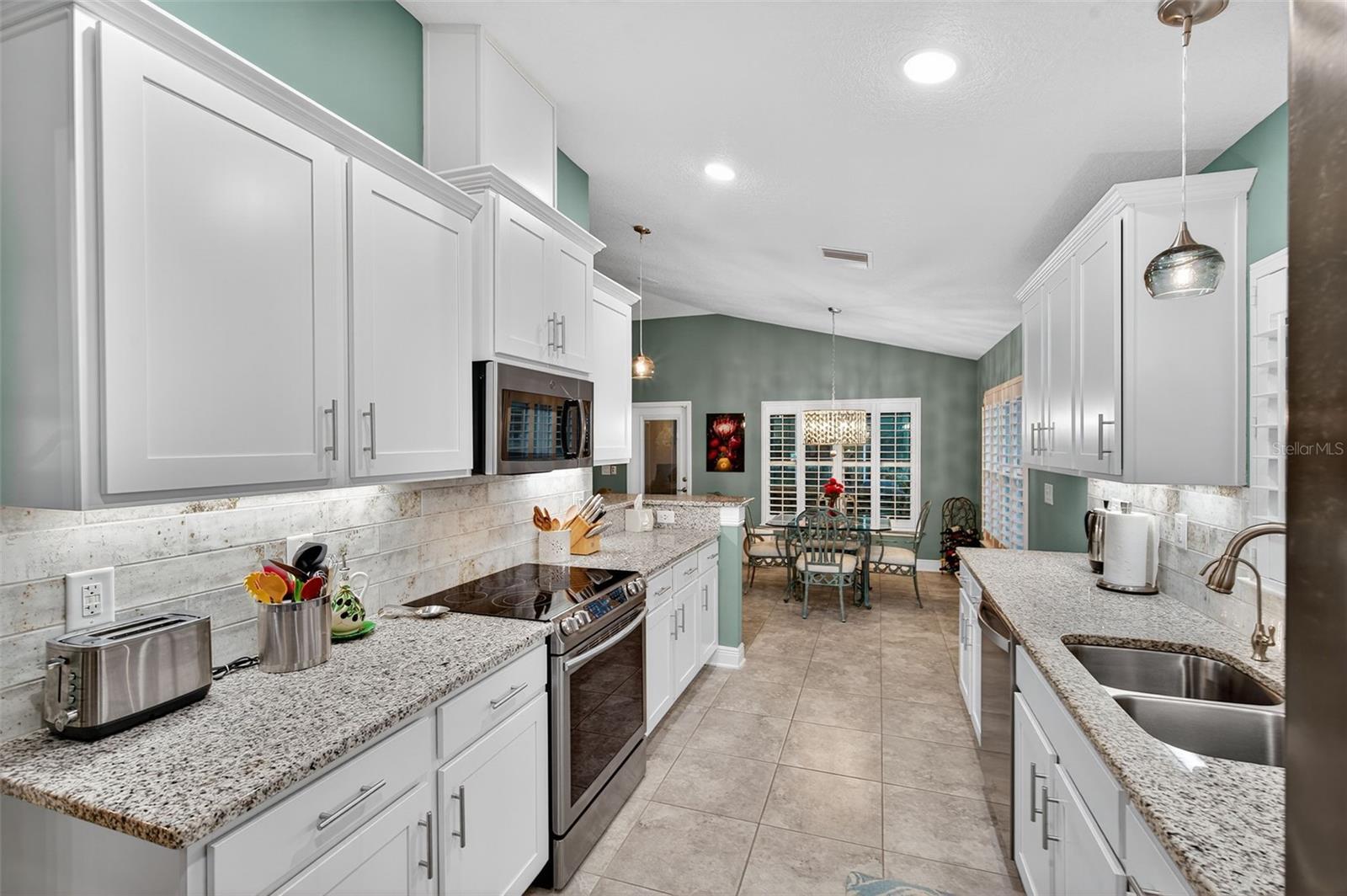 GREENSIDE VILLAGE - Residential