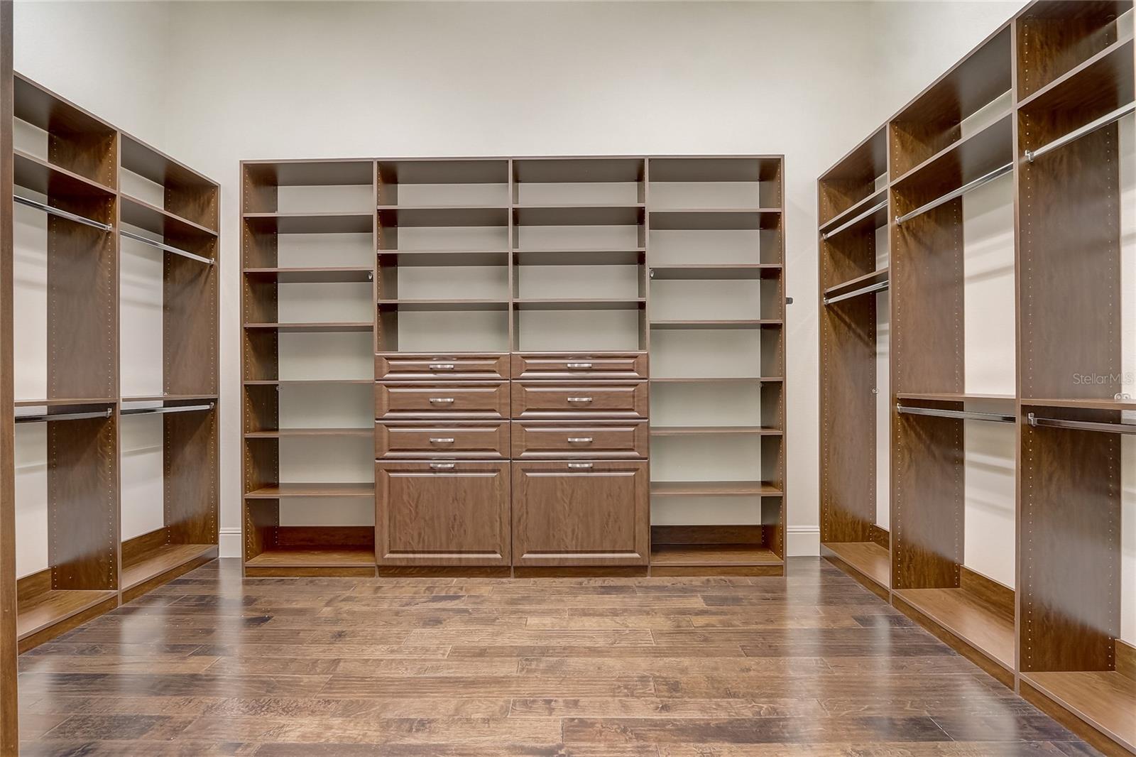 WATERSTONE - Residential