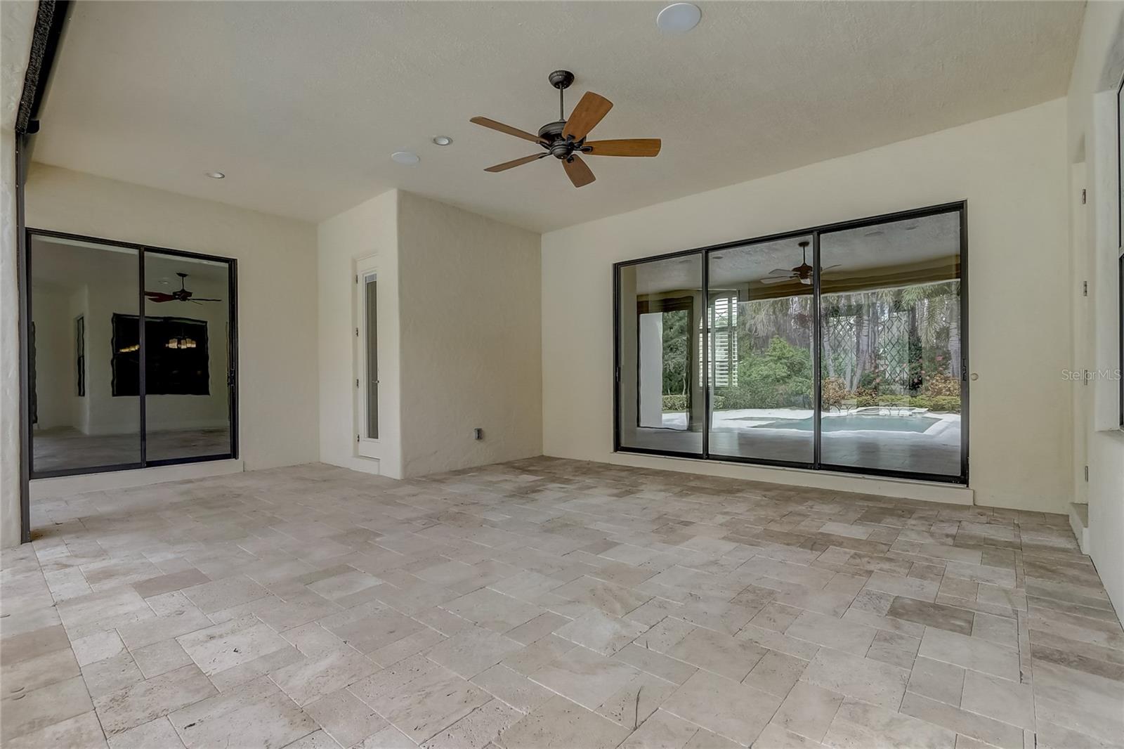 WATERSTONE - Residential