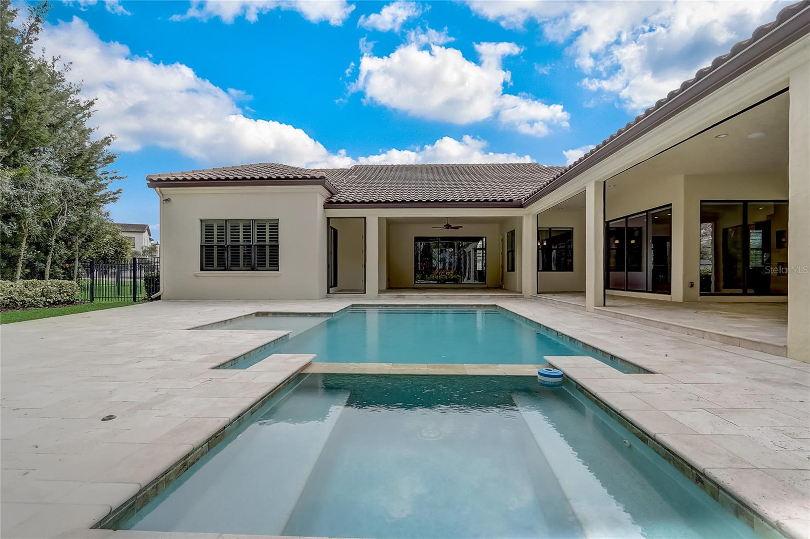 WATERSTONE - Residential