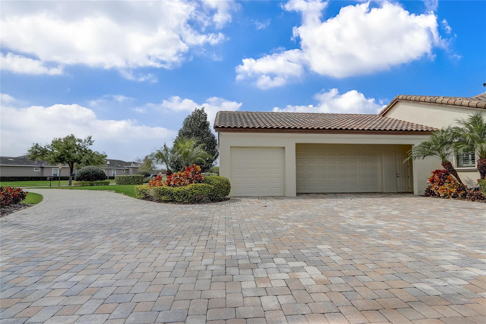 WATERSTONE - Residential