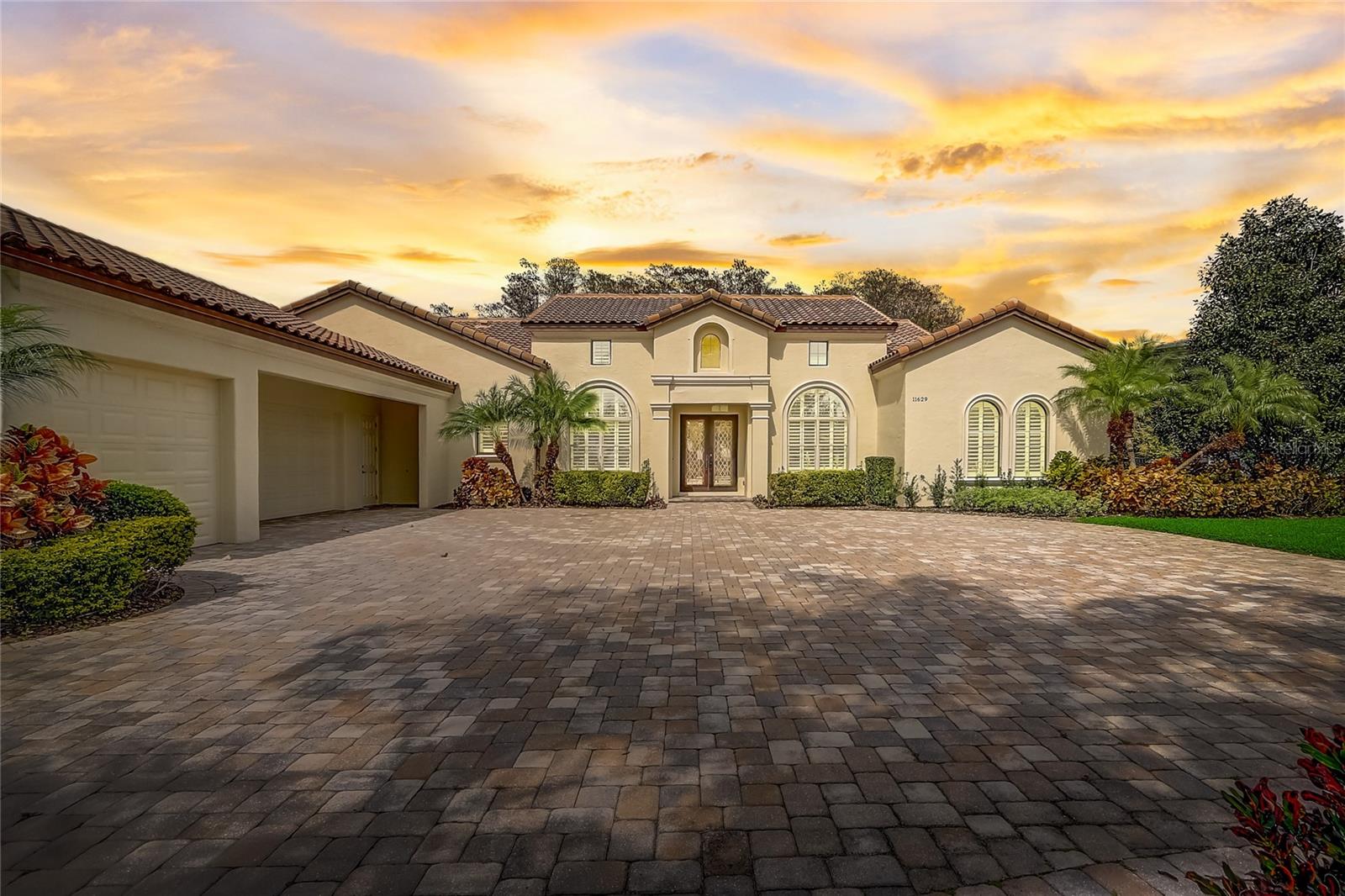 WATERSTONE - Residential