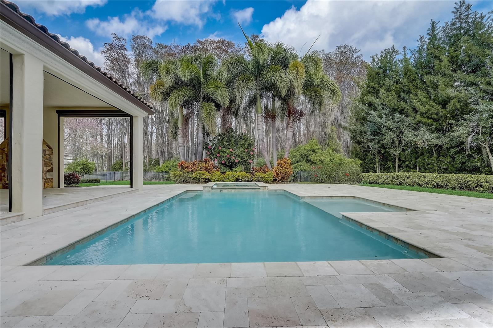 WATERSTONE - Residential