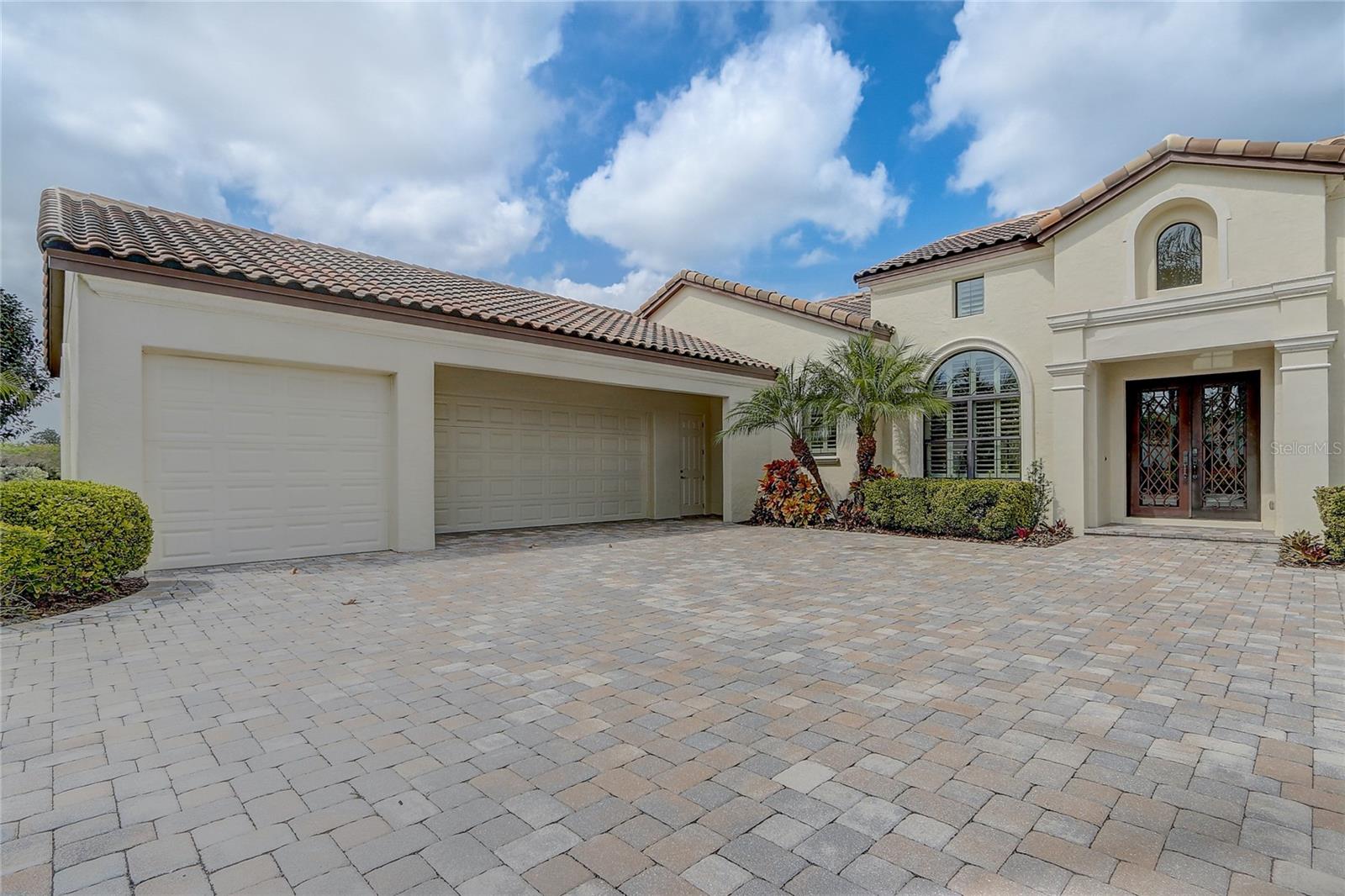 WATERSTONE - Residential