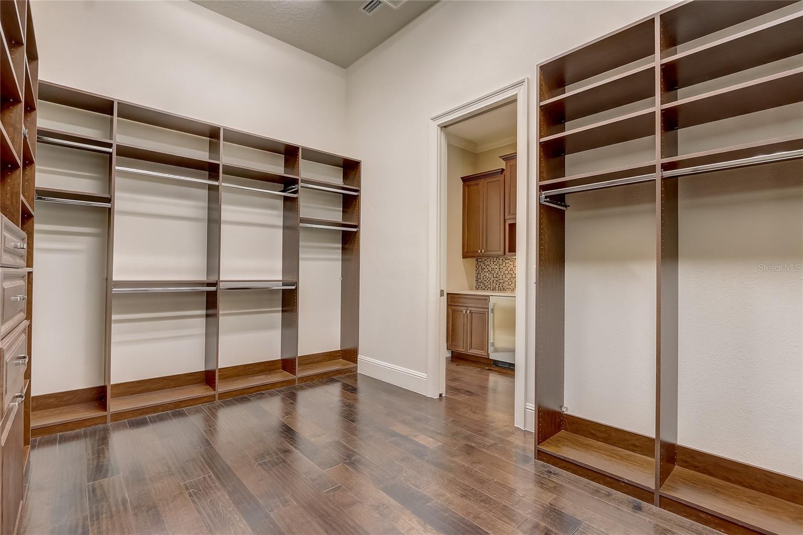 WATERSTONE - Residential