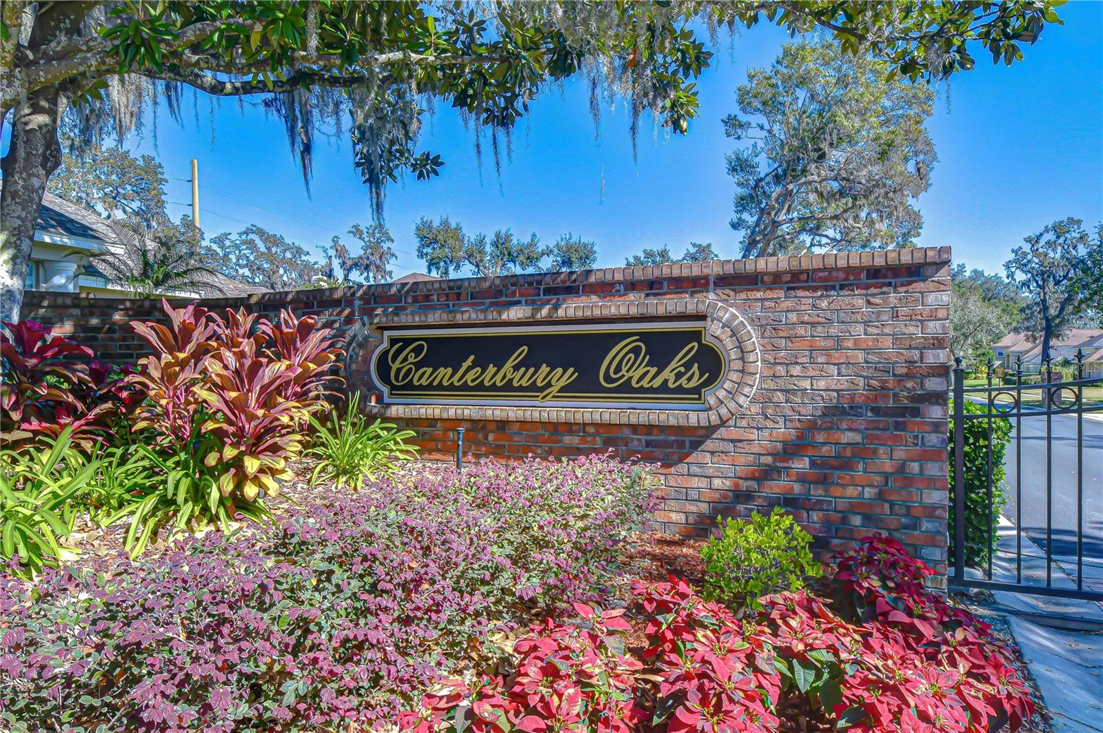 CANTERBURY OAKS - Residential