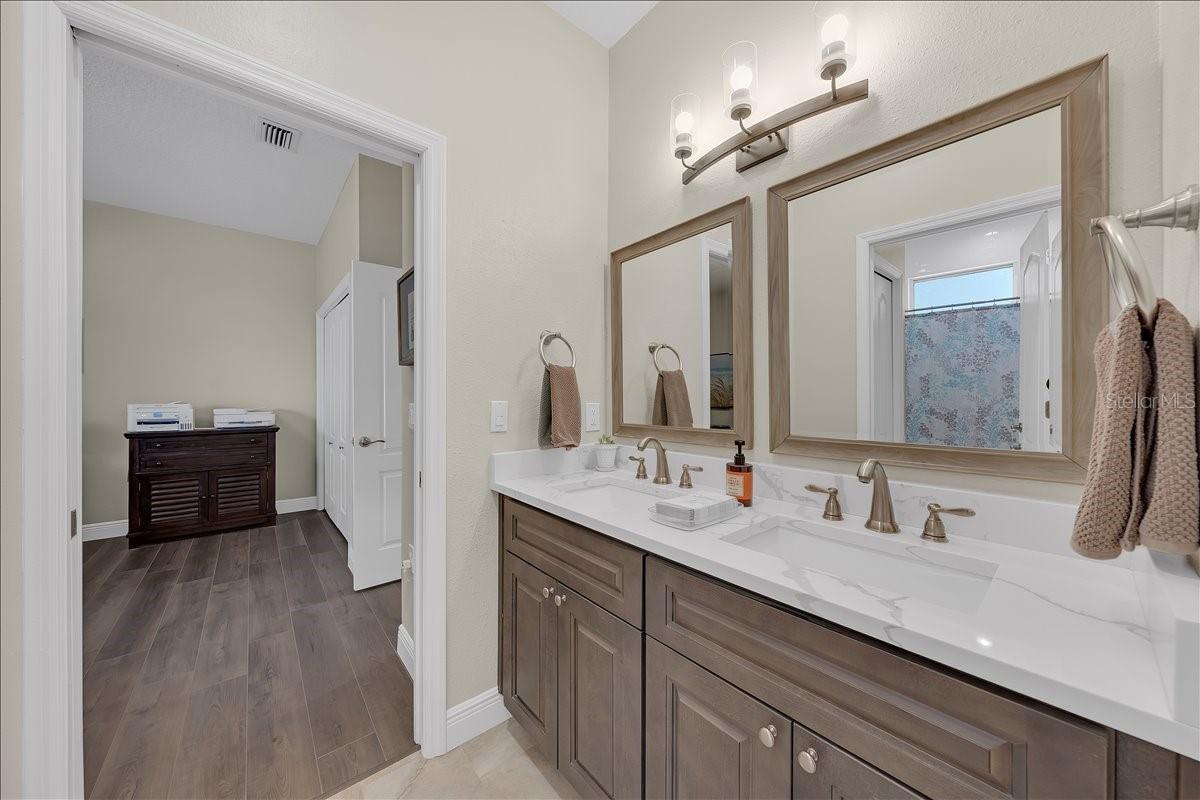 CANTERBURY OAKS - Residential