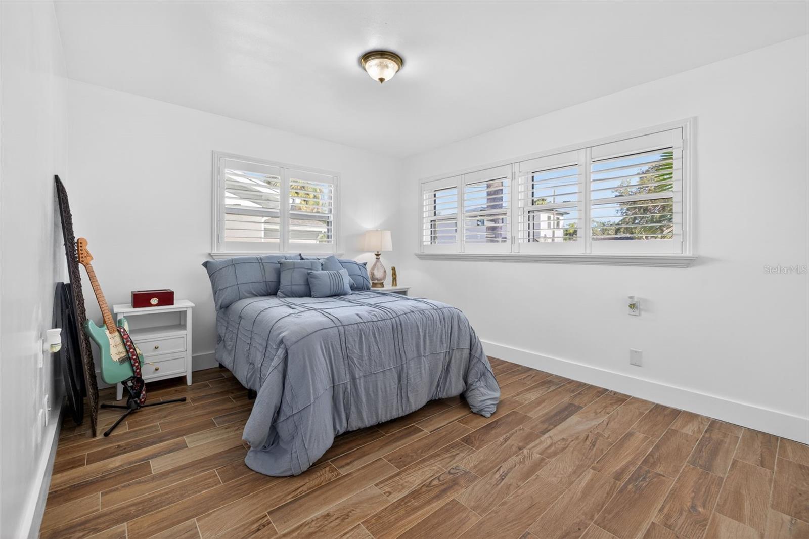 SHORE ACRES VENICE SEC 2ND REP - Residential