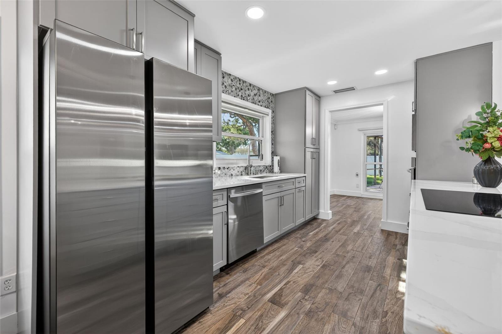 SHORE ACRES VENICE SEC 2ND REP - Residential