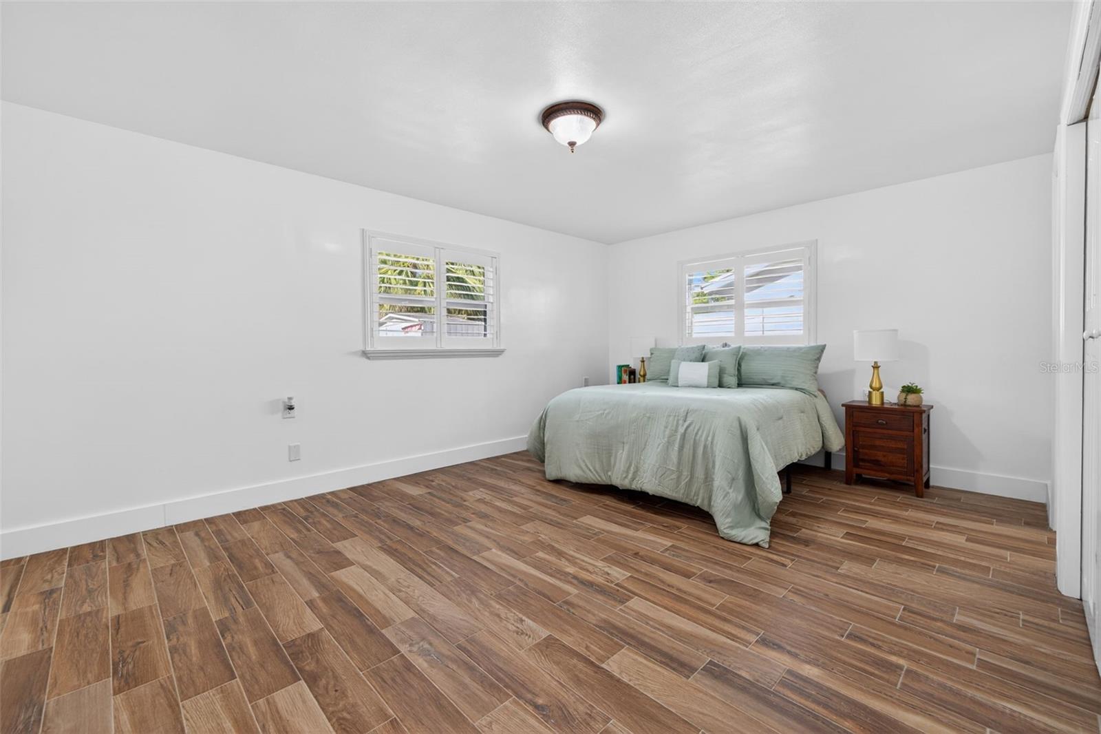 SHORE ACRES VENICE SEC 2ND REP - Residential