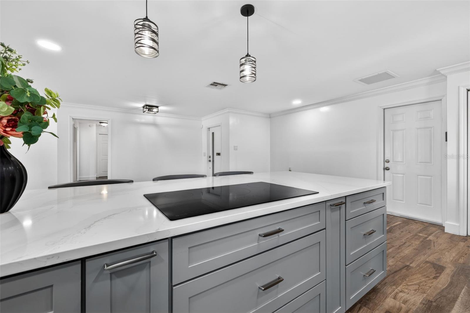 SHORE ACRES VENICE SEC 2ND REP - Residential