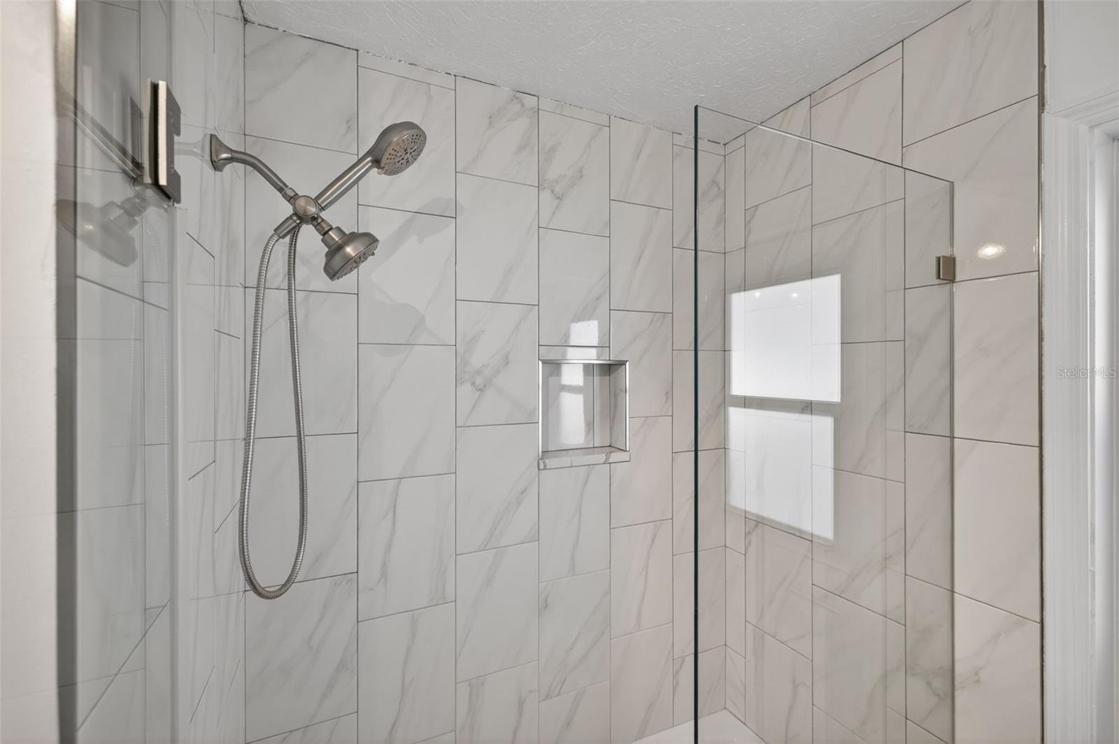 SHORE ACRES VENICE SEC 2ND REP - Residential