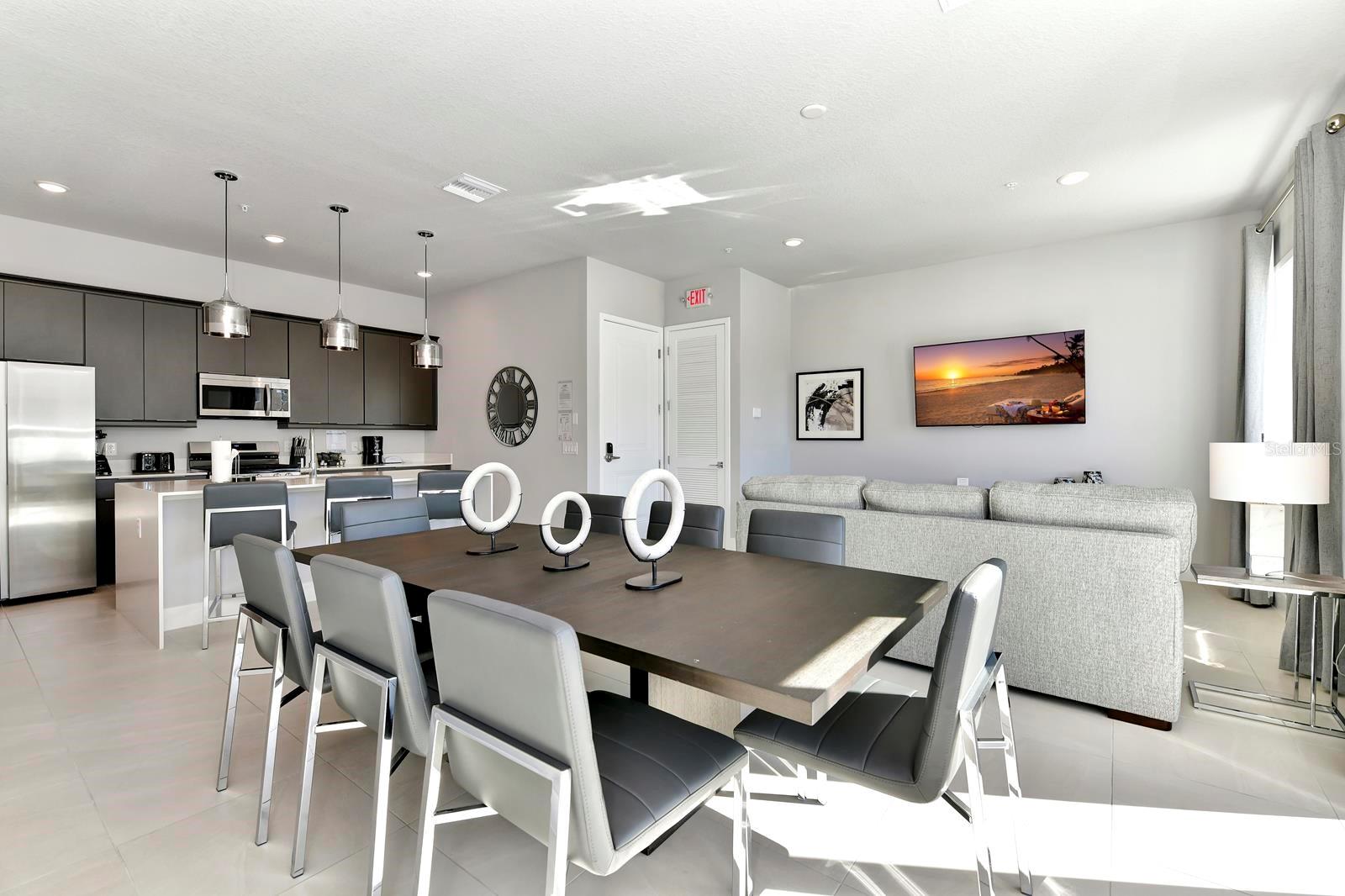 SPECTRUM AT REUNION CONDO PH 9A & 9B - Residential