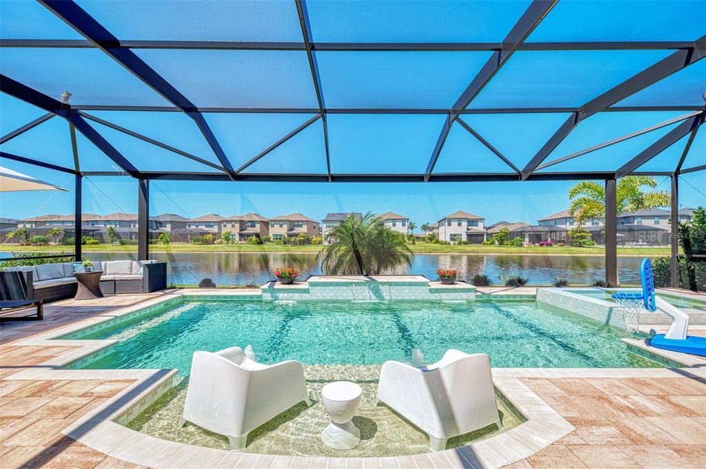 Photo of 10192 Milky Way Circle, Sarasota, FL 34241 (MLS # A4692094)