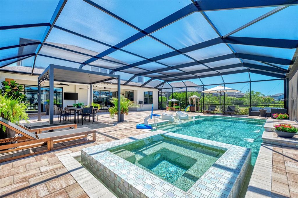 Photo of 10192 Milky Way Circle, Sarasota, FL 34241 (MLS # A4692094)