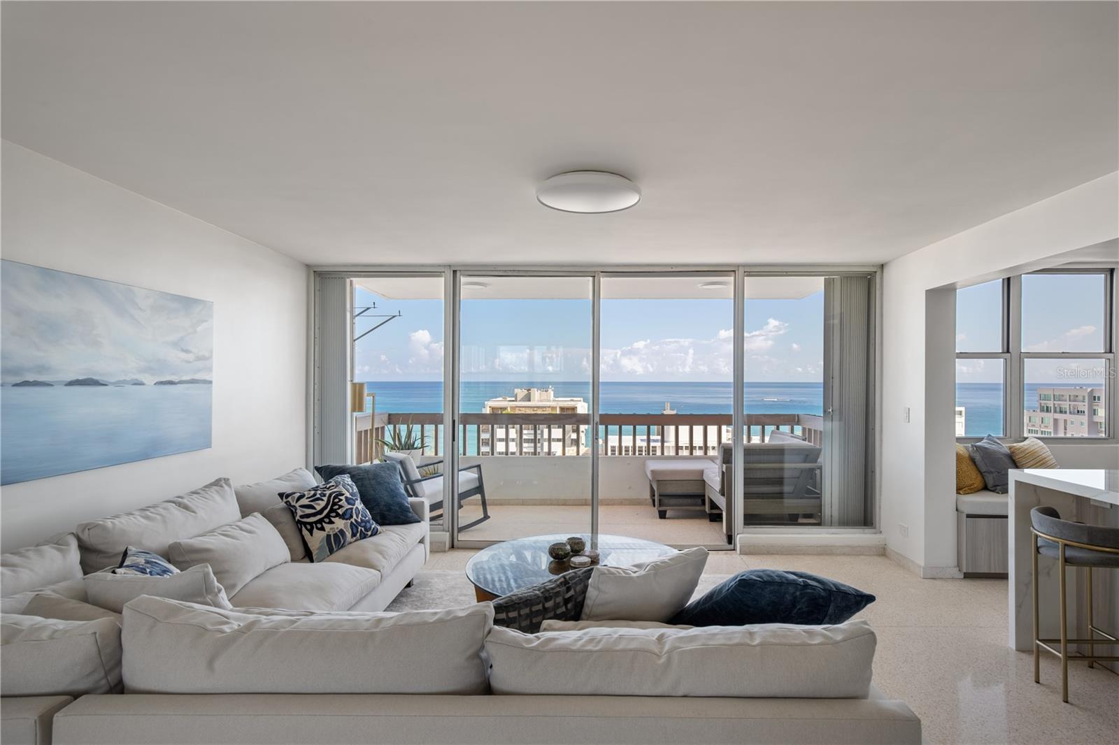 70 KINGS COURT 17C