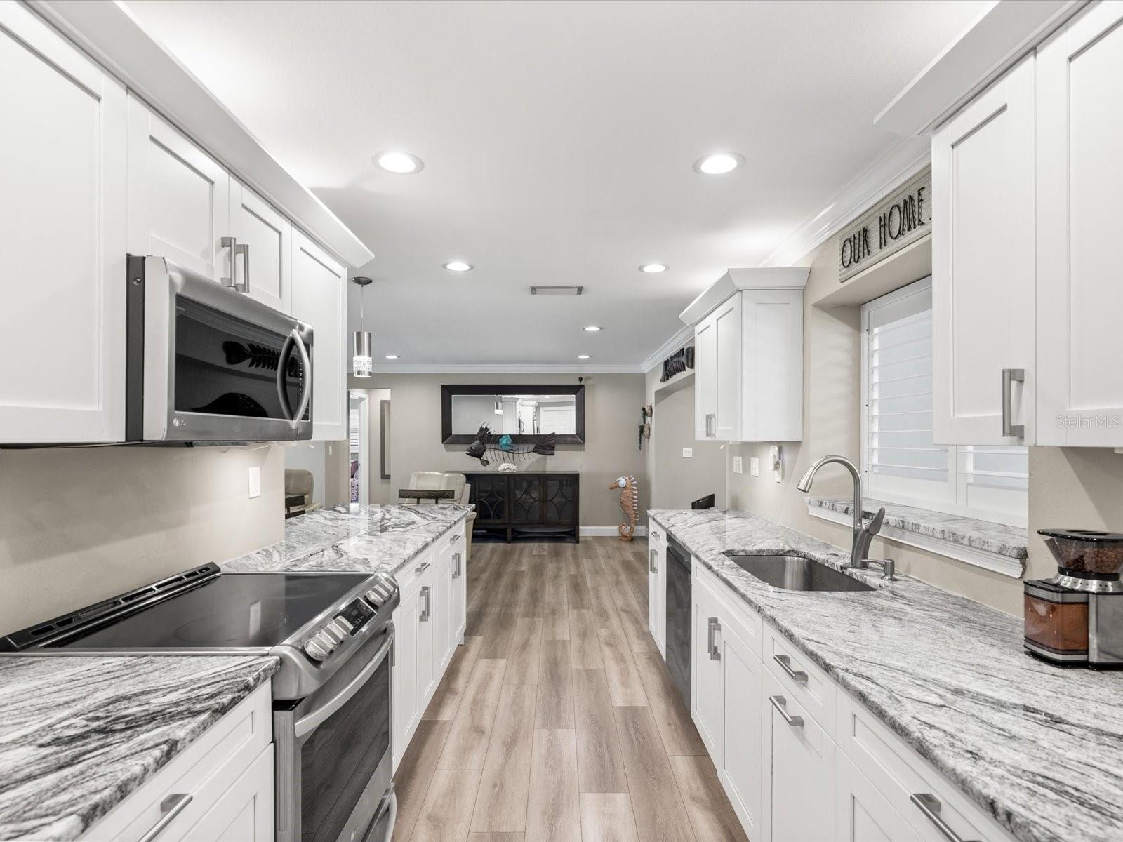 IMPERIAL PARK - Residential