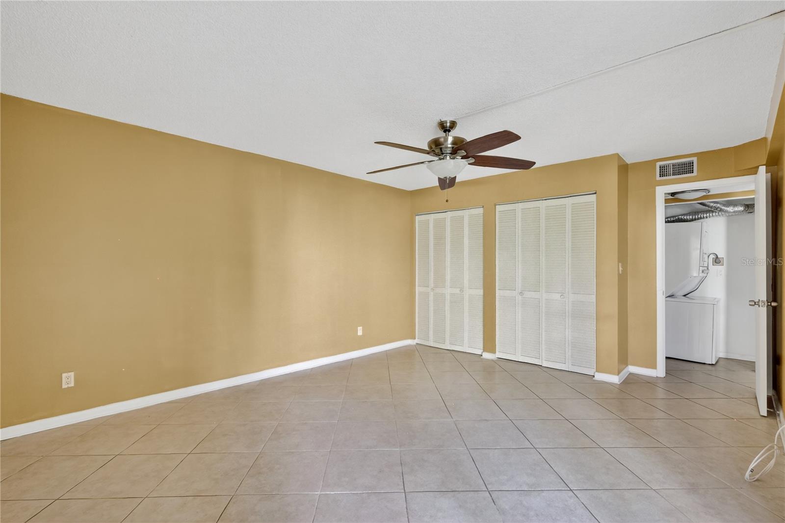 SHADOW LAKES CONDO - Residential
