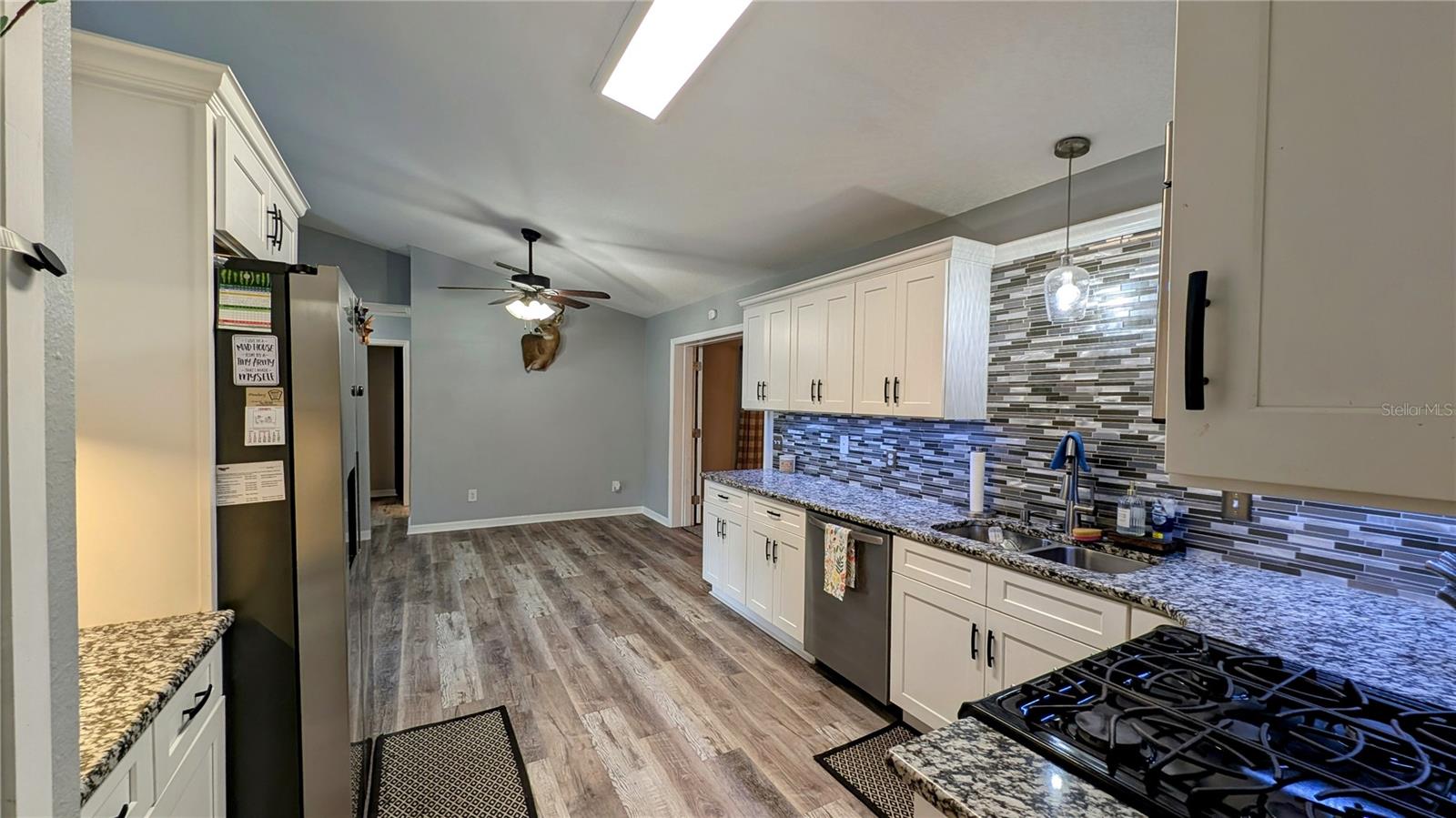 HILLCREST SUB - Residential